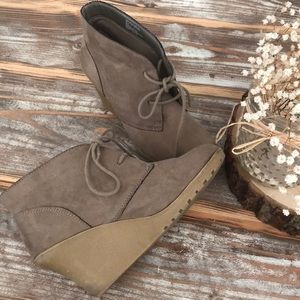 White Mountain Taupe Lace-Up Suede Wedge Booties